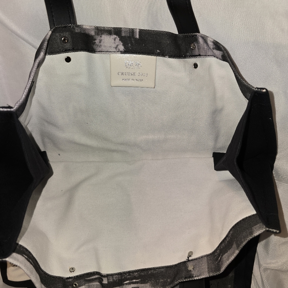 Cruise Scotland Dior Event Tote - Picture 4 of 7